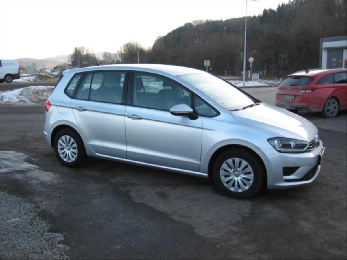 Volkswagen Golf Sportsvan Kombi 1,2 l 63 kw