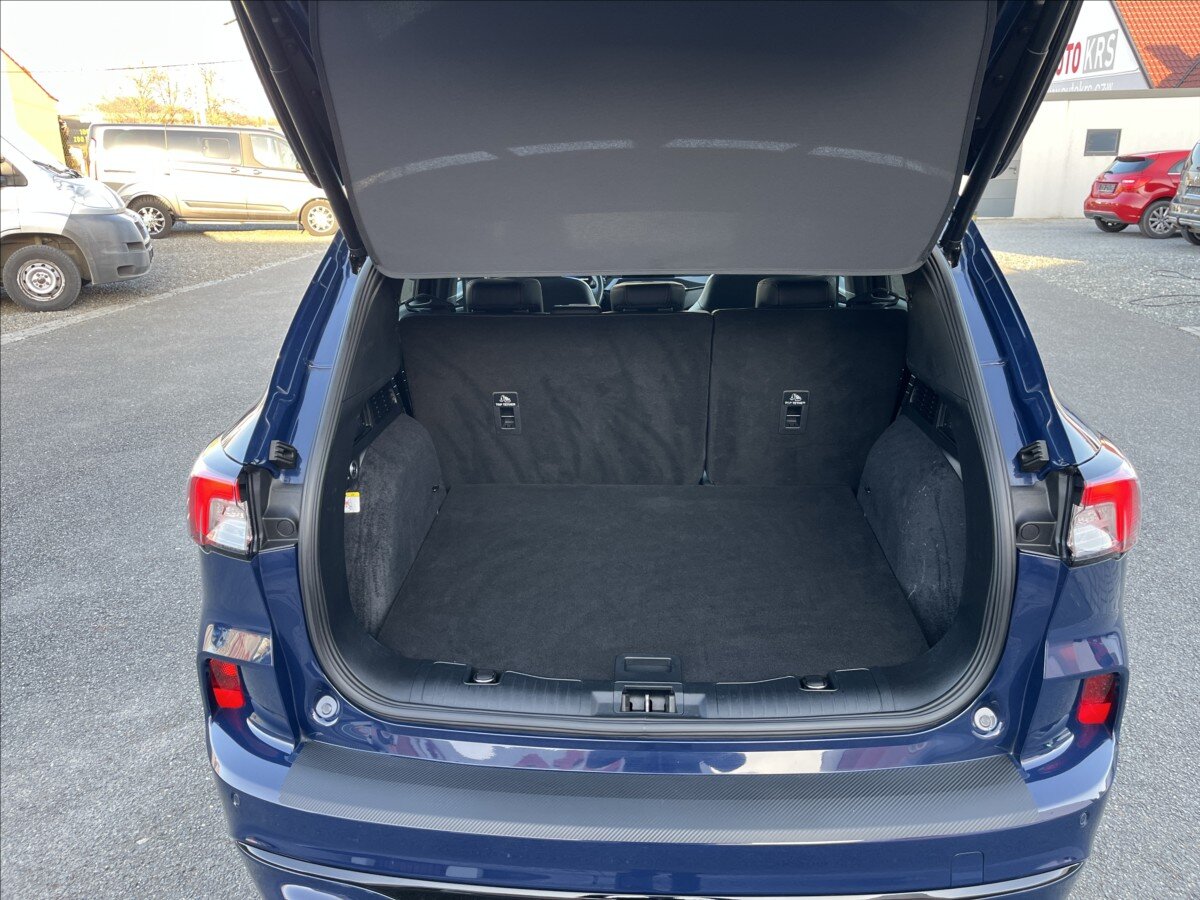 Ford Kuga SUV / Terénní 2,5 l 165 kw