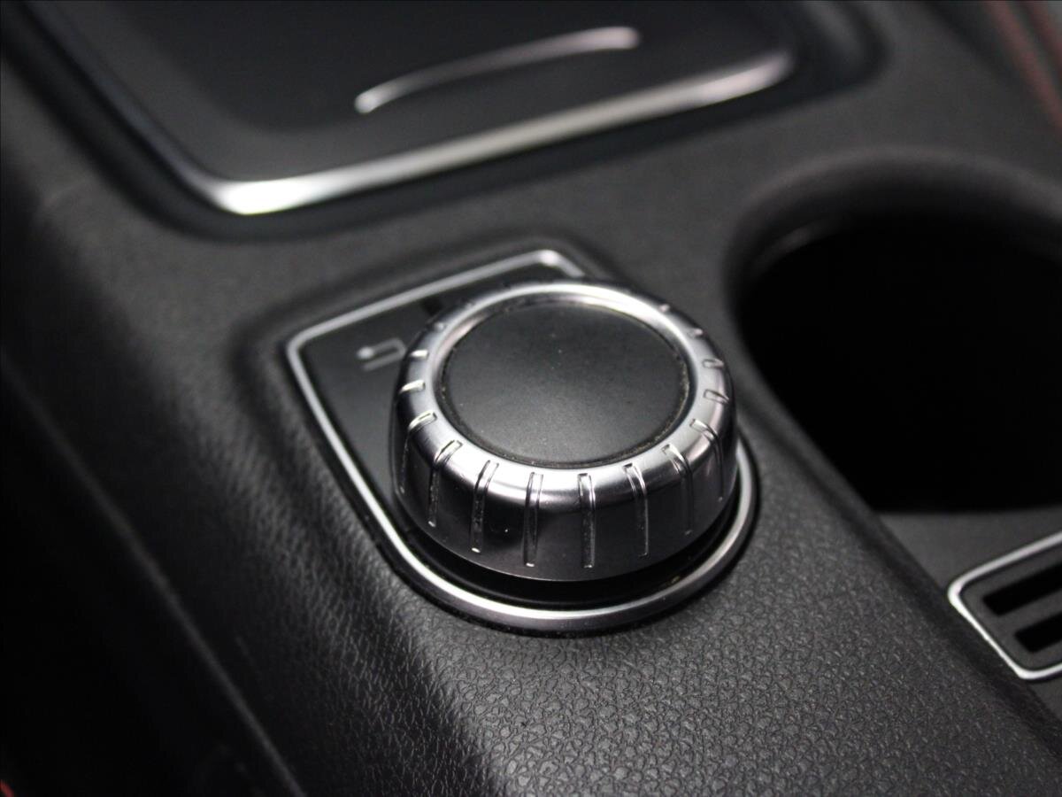 Mercedes-Benz CLA Kombi 2,1 l 100 kw