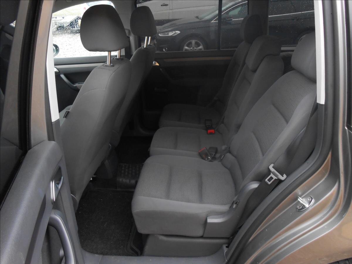 Volkswagen Touran MPV 1,9 l 66 kw