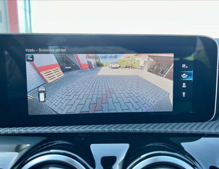 Mercedes-Benz CLA Kombi 1,5 l 85 kw