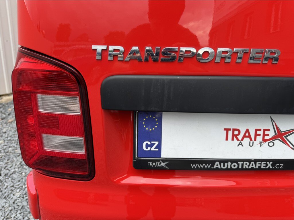 Volkswagen Transporter Skříň 2,0 l 110 kw