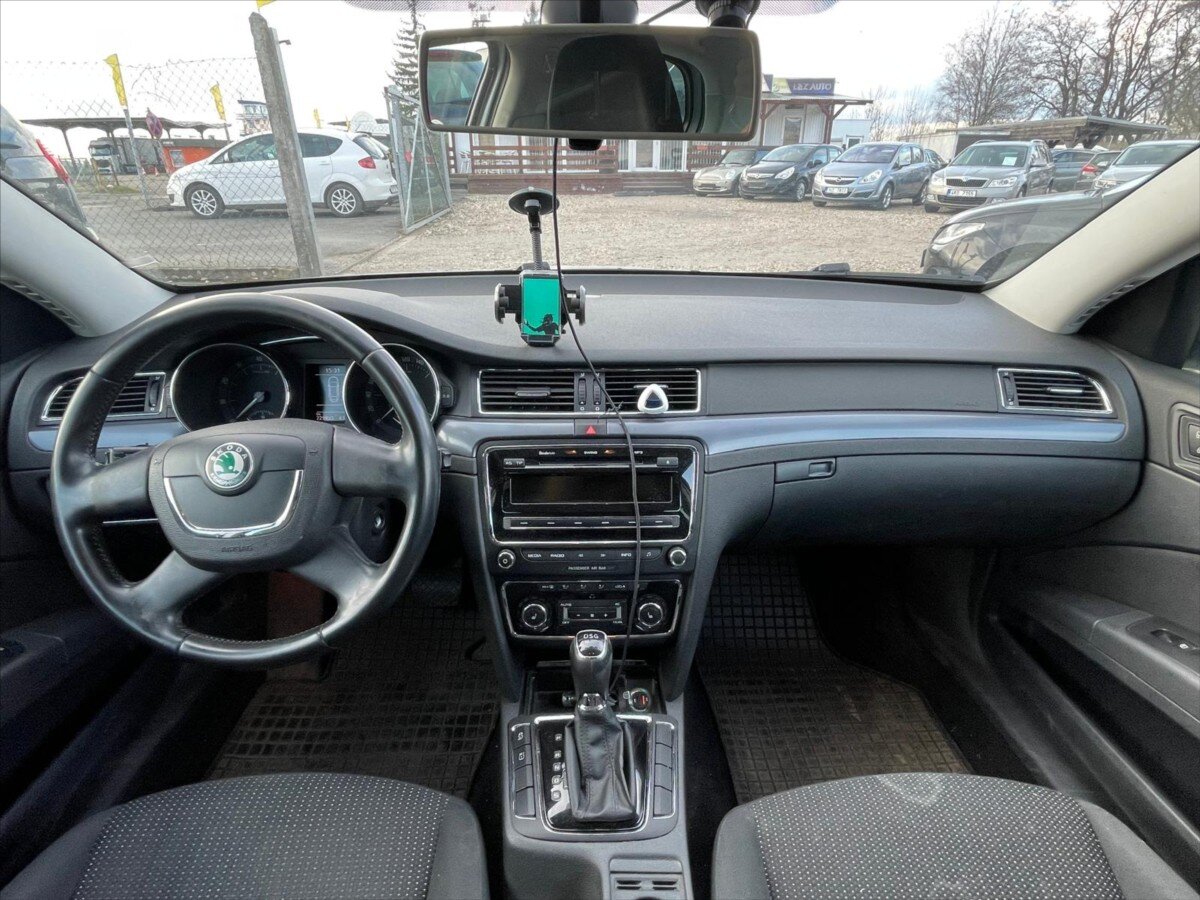 Škoda Superb Sedan / Limuzína 1,8 l 118 kw
