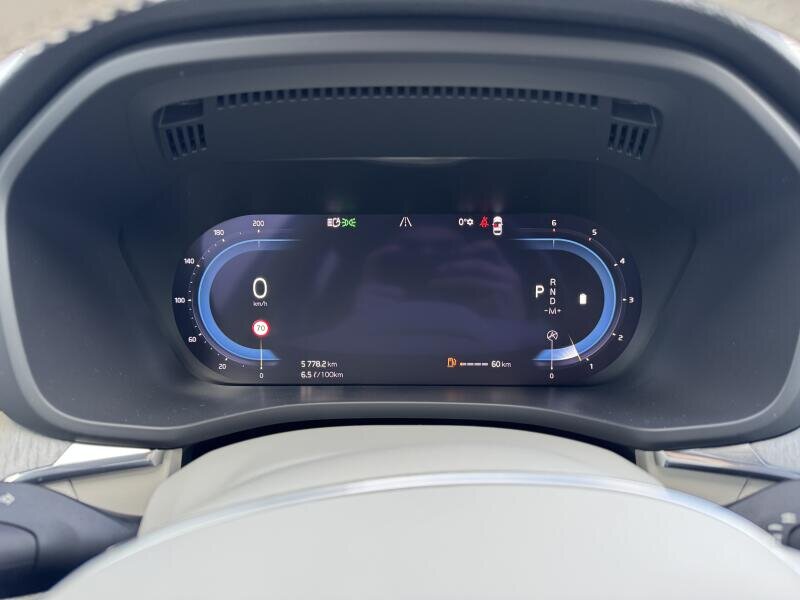 Volvo XC60 SUV / Terénní 2,0 l 145 kw