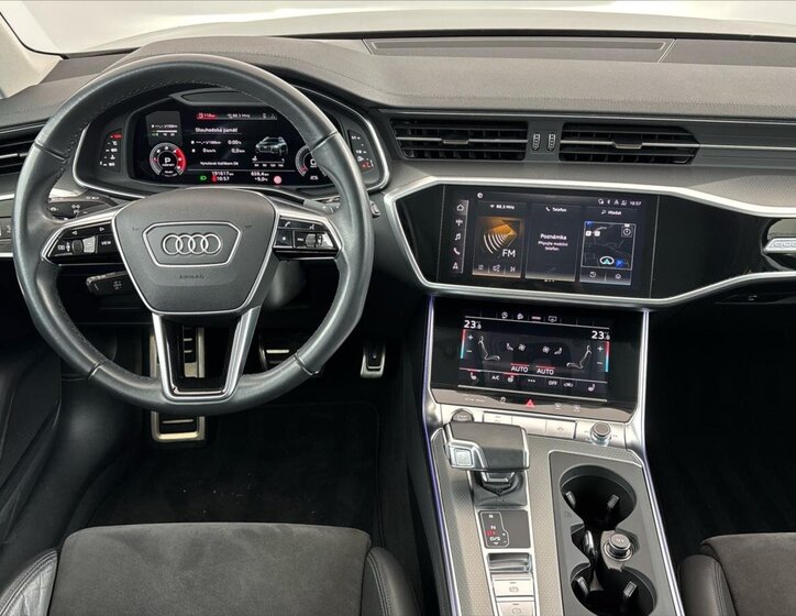 Audi A6 Allroad Kombi 3,0 l 253 kw