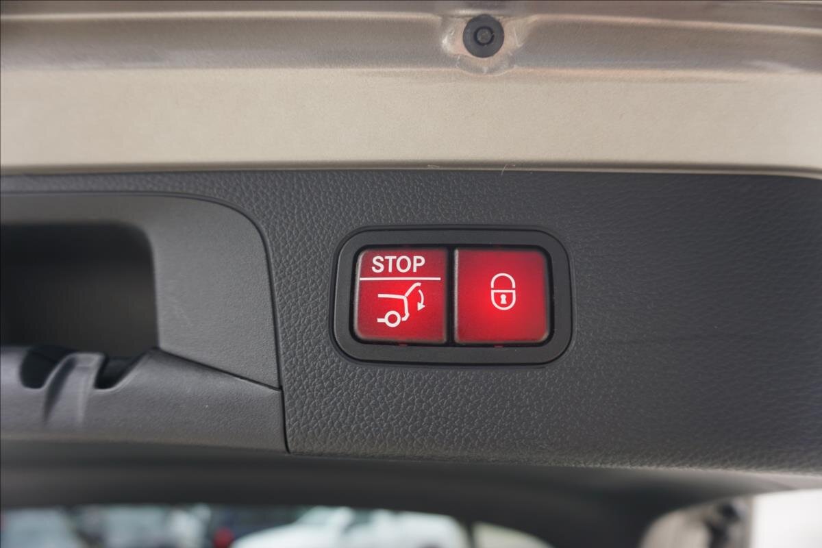 Mercedes-Benz GLC SUV 3,0 l 287 kw