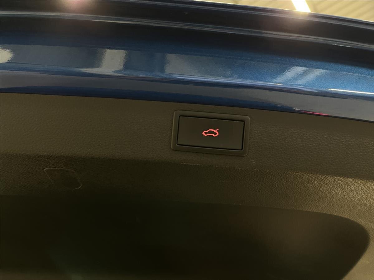 Škoda Karoq SUV 1,5 l 110 kw