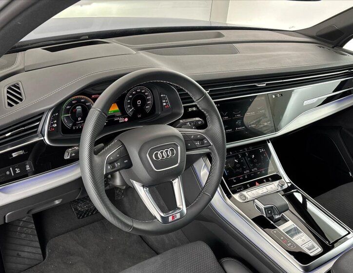 Audi Q7 SUV / Terénní 3,0 l 250 kw