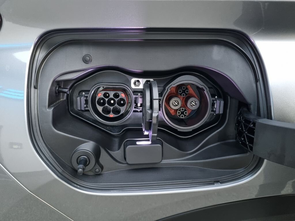 Mitsubishi Ostatní SUV / Terénní 2,4 l 138 kw