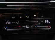 Volkswagen Passat Sedan / Limuzína 1,5 l 110 kw