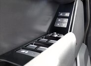 Land Rover Range Rover Velar SUV 2,0 l 150 kw