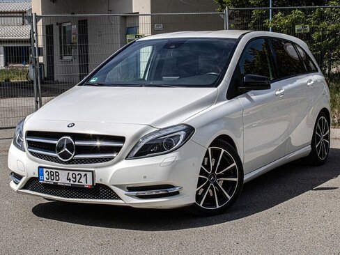Mercedes-Benz Třídy B MPV 2,1 l 125 kw