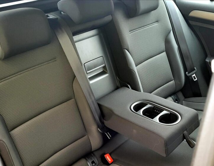 Volkswagen Golf Kombi 1,6 l 81 kw