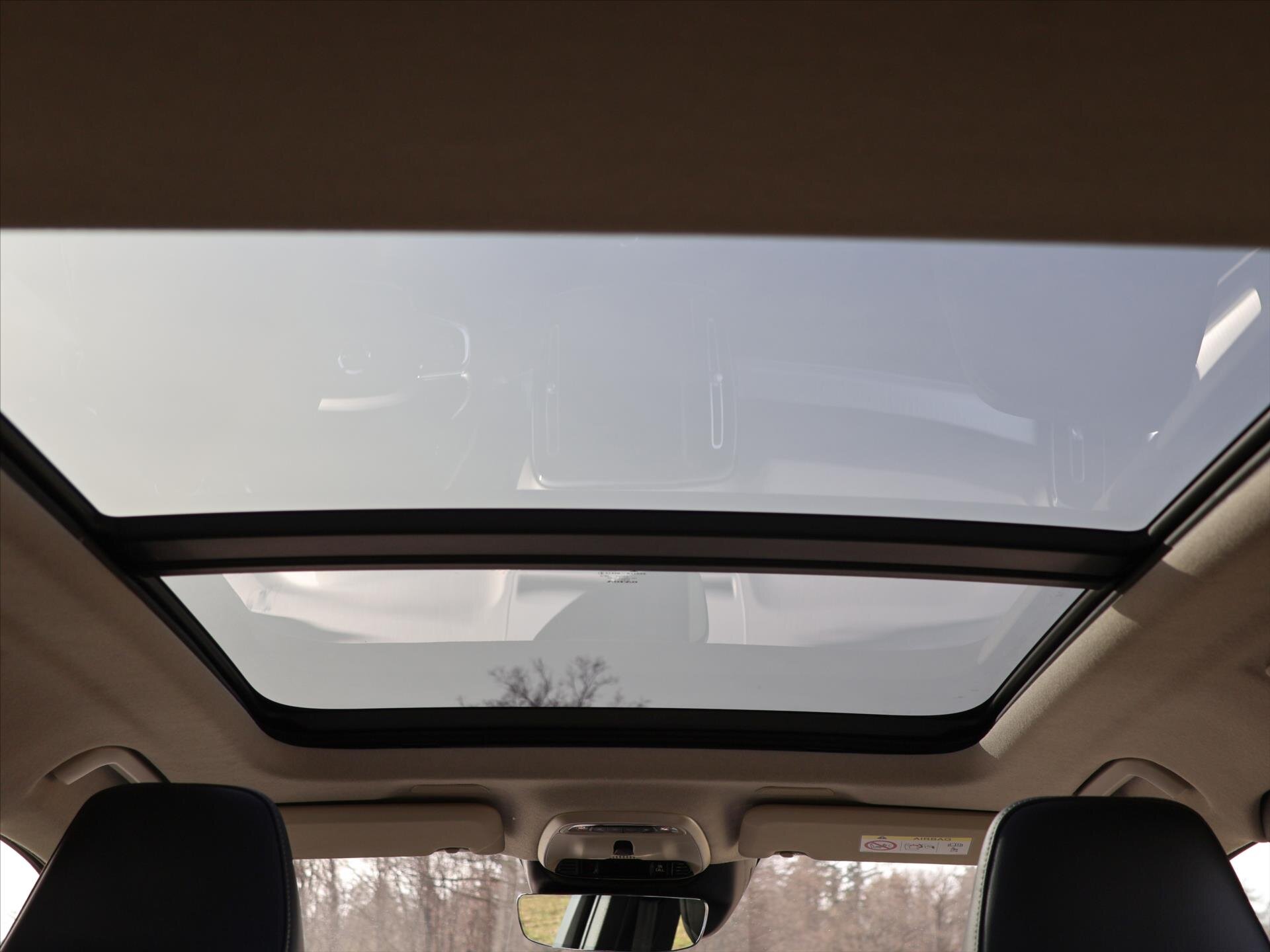 Volvo XC40 SUV / Terénní 2,0 l 140 kw