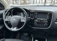 Mitsubishi Outlander SUV 2,0 l 110 kw