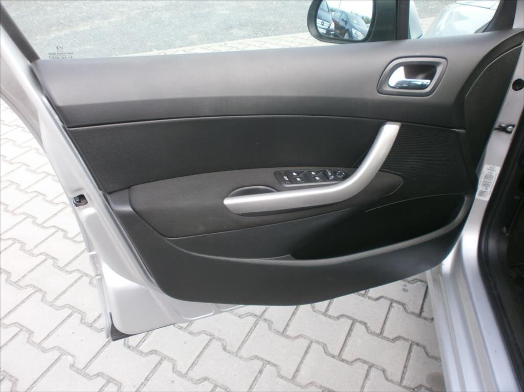 Peugeot 308 Kombi 1,6 l 80 kw
