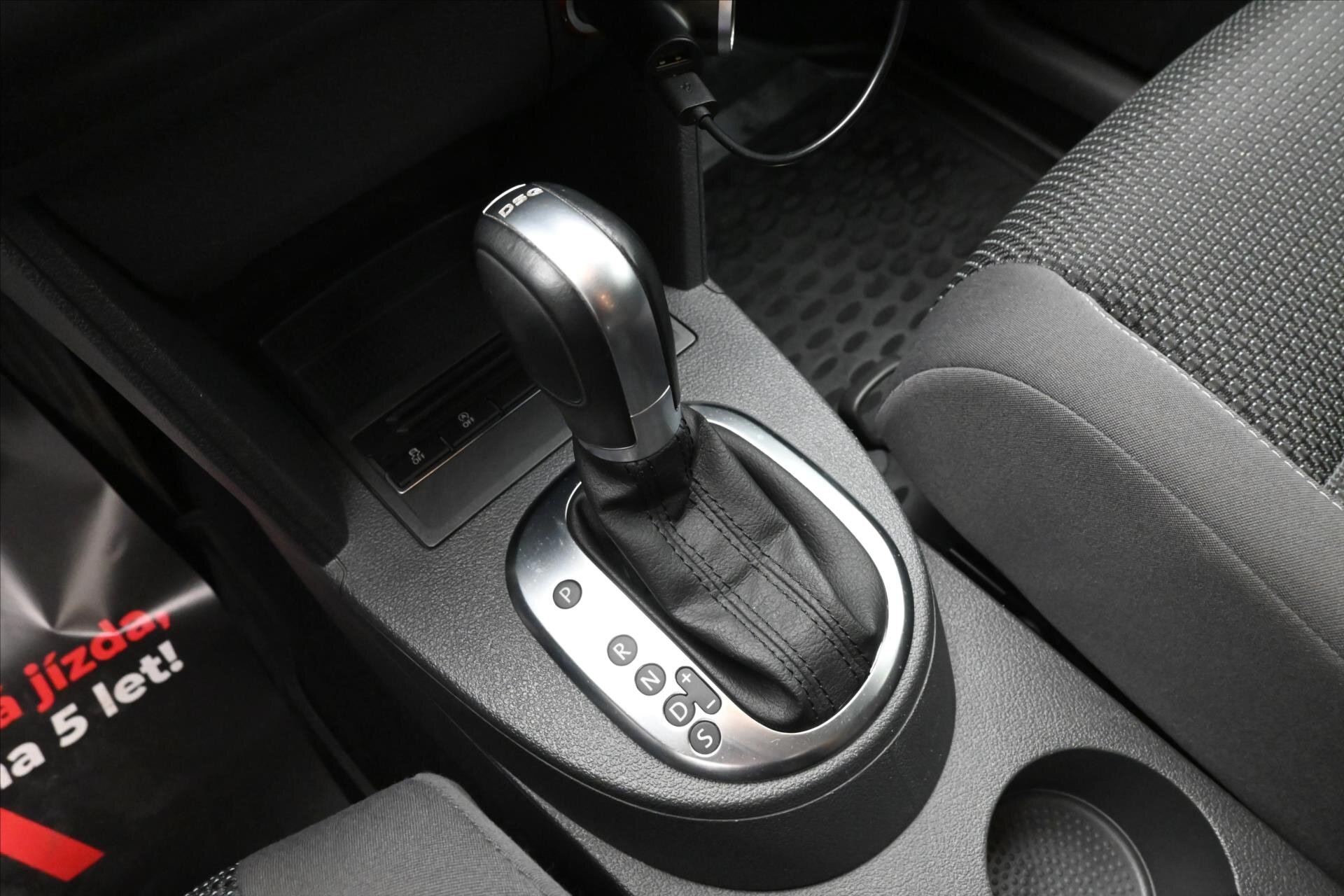 Volkswagen Touran MPV 1,6 l 77 kw