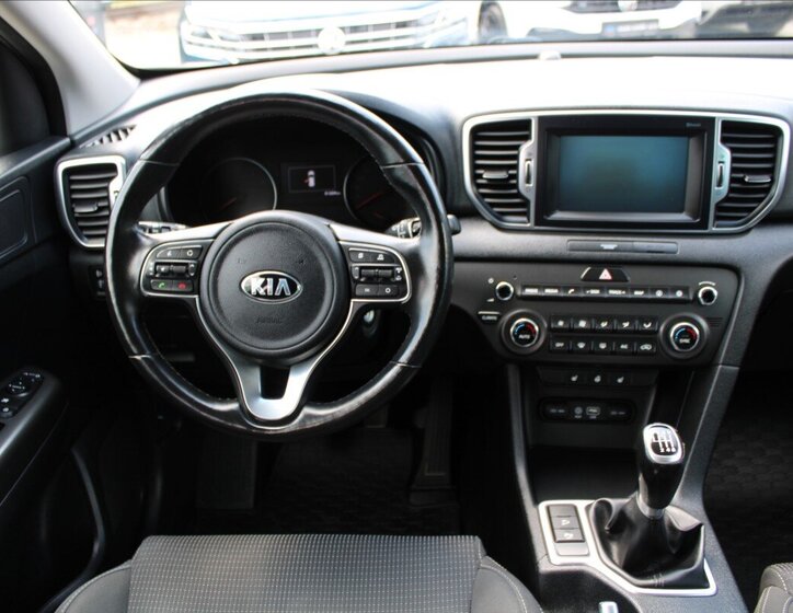 KIA Sportage 8