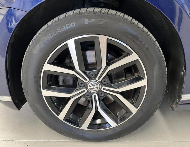 Volkswagen Passat 33