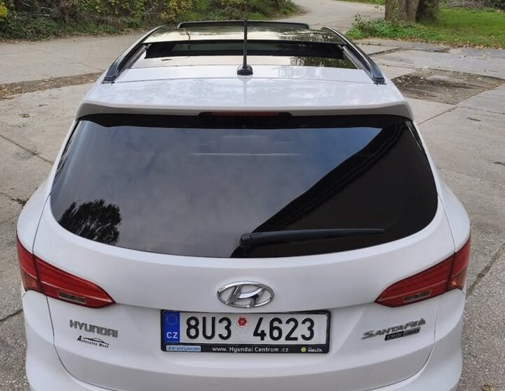Hyundai Santa Fe SUV 2,2 l 145 kw