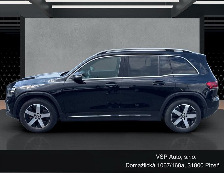 Mercedes-Benz GLB SUV / Terénní 1,3 l 100 kw