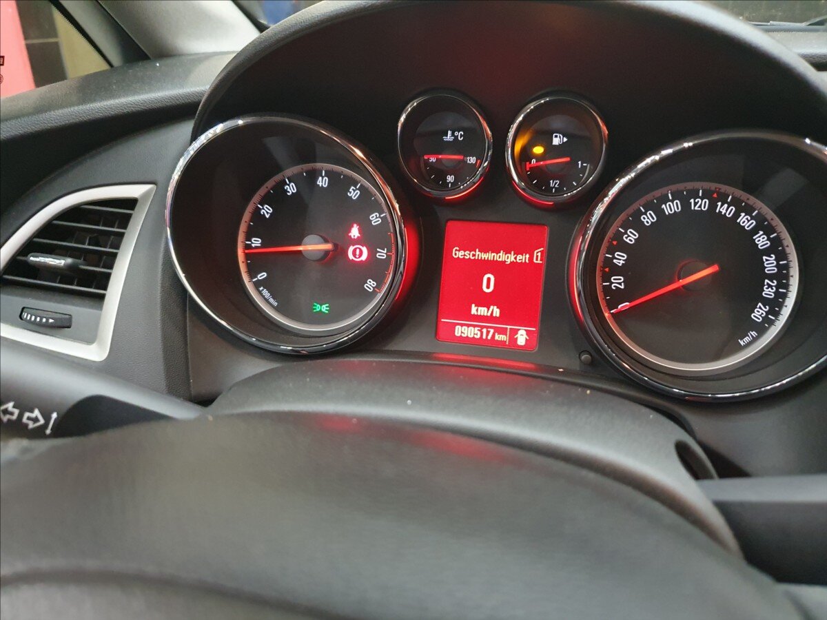 Opel Astra Hatchback 1,4 l 103 kw