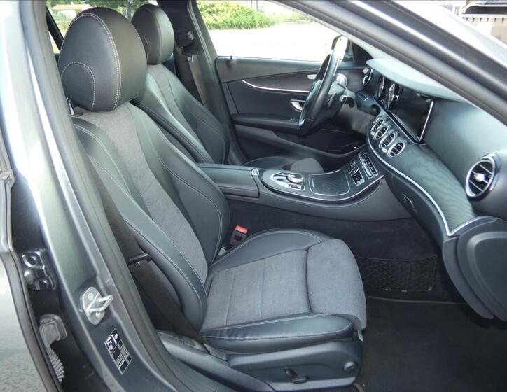 Mercedes-Benz Třídy E 14