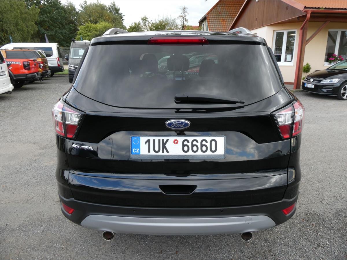 Ford Kuga SUV 1,5 l 110 kw