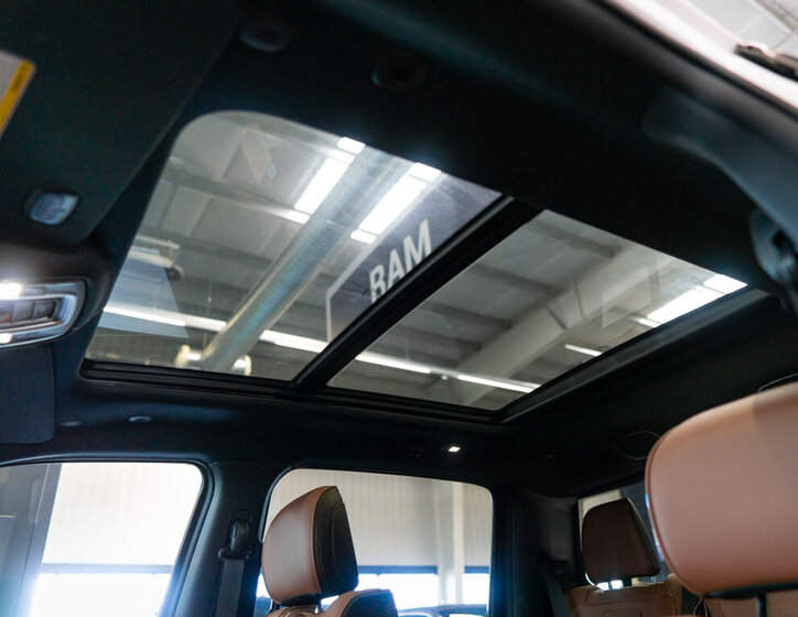 Dodge RAM Pick-up 5,7 l 291 kw