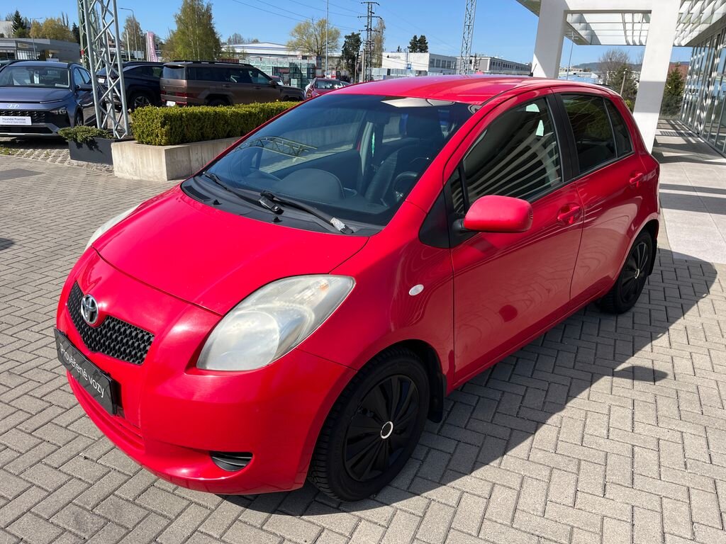 Toyota Yaris Hatchback 1,3 l 64 kw