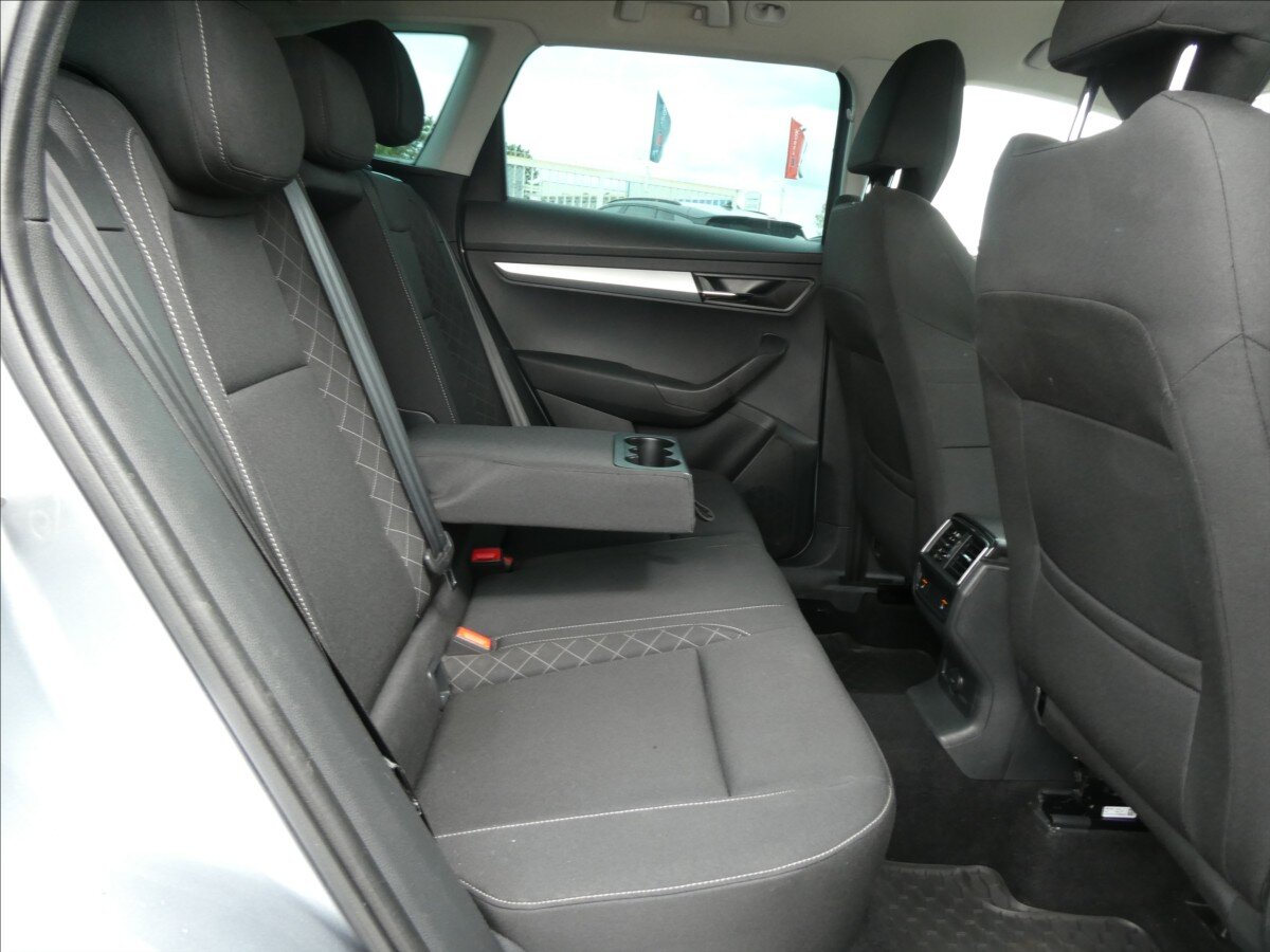 Škoda Karoq SUV / Terénní 2,0 l 110 kw