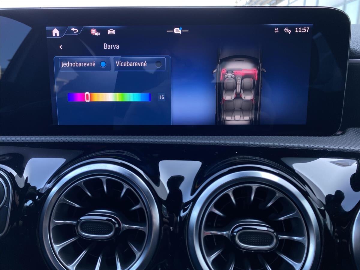 Mercedes-Benz Třídy A Sedan / Limuzína 1,3 l 120 kw