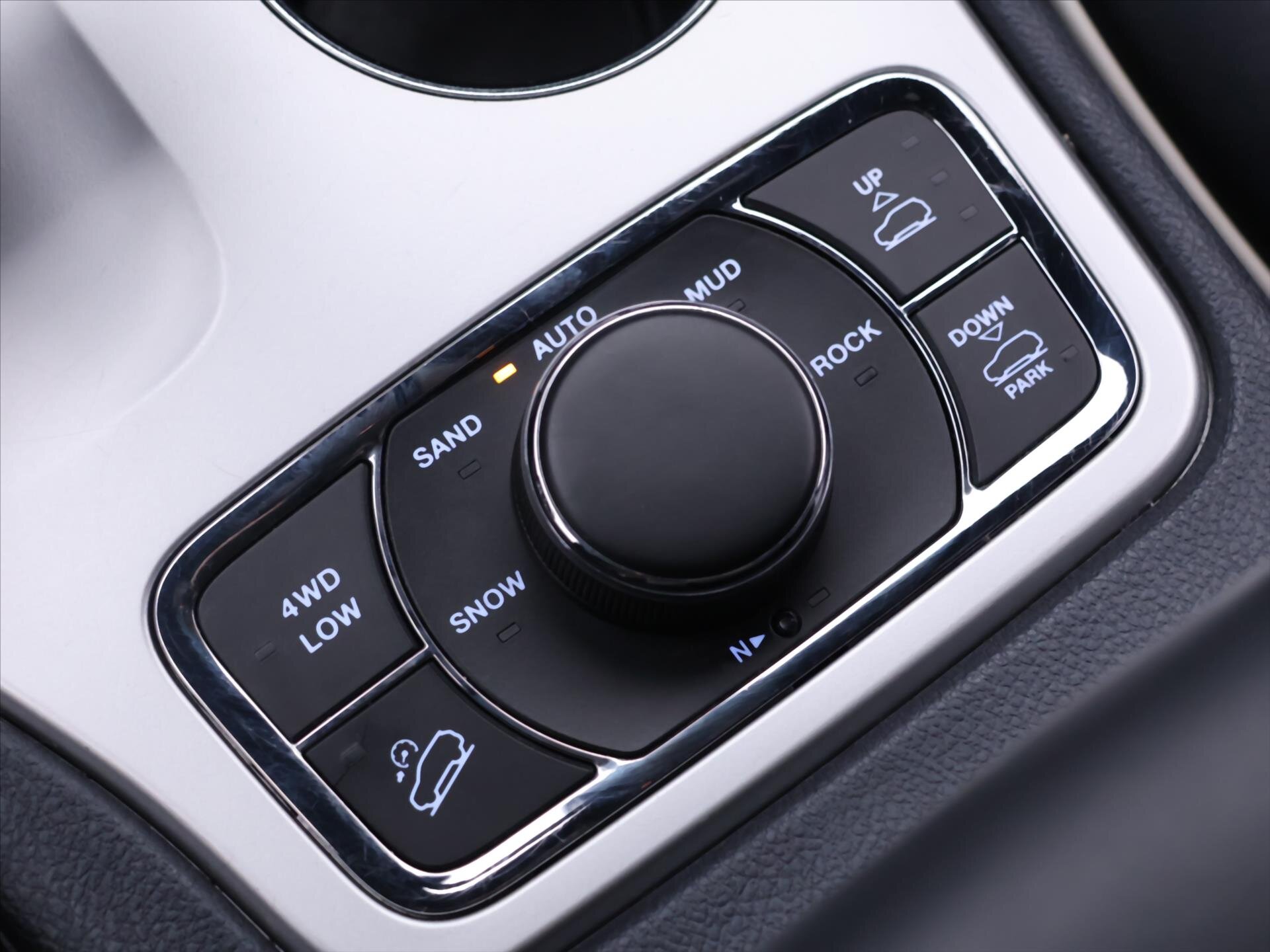 Jeep Grand Cherokee SUV / Terénní 3,0 l 184 kw