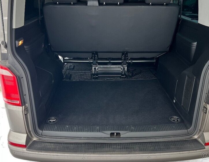 Volkswagen Caravelle VAN-Minibus 0,0 0