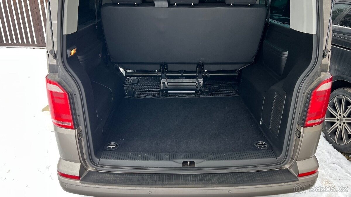 Volkswagen Caravelle VAN-Minibus 0,0 0