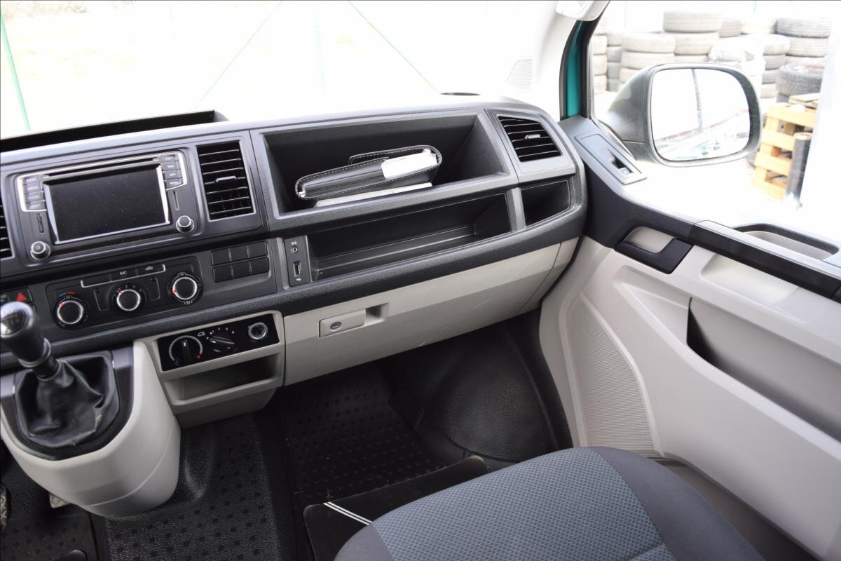 Volkswagen Transporter Kombi 2,0 l 110 kw