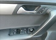 Volkswagen Passat Kombi 1,4 l 90 kw