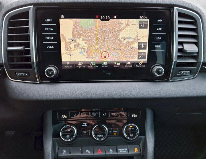 Škoda Karoq SUV / Terénní 1,5 l 110 kw