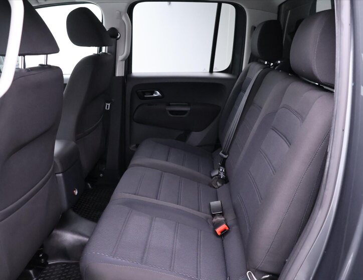 Volkswagen Amarok 15