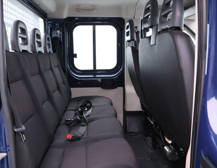 Peugeot Boxer Valník 2,0 l 96 kw