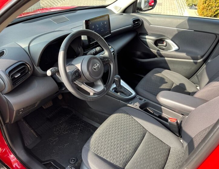 Toyota Yaris Cross SUV / Terénní 1,5 l 68 kw