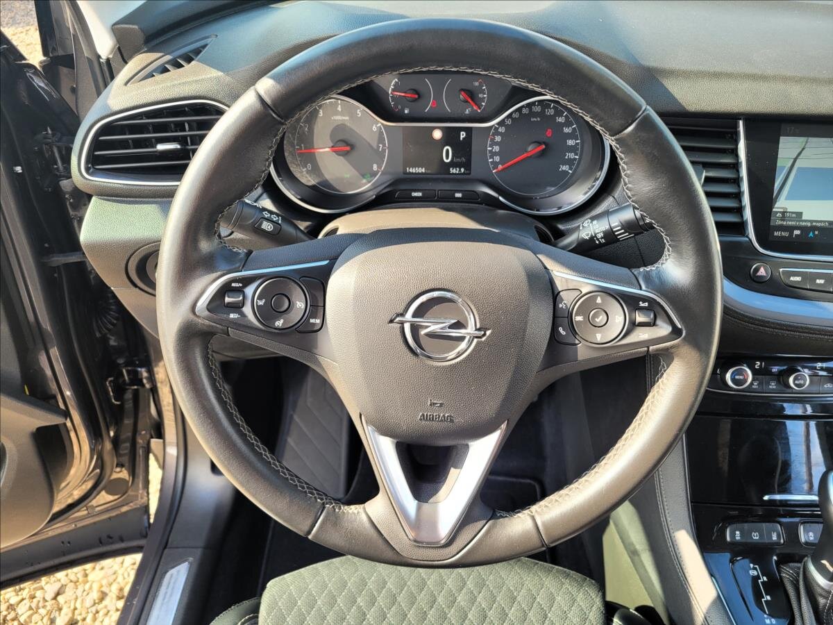 Opel Grandland X SUV / Terénní 1,5 l 96 kw