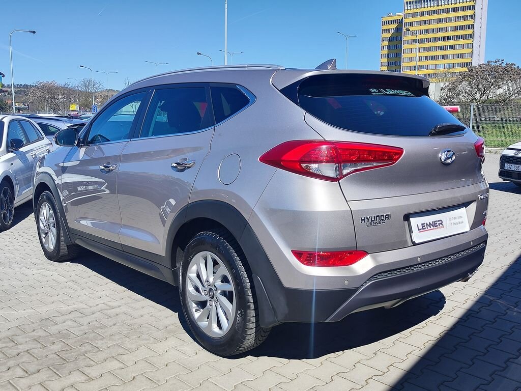 Hyundai Tucson SUV / Terénní 2,0 l 100 kw