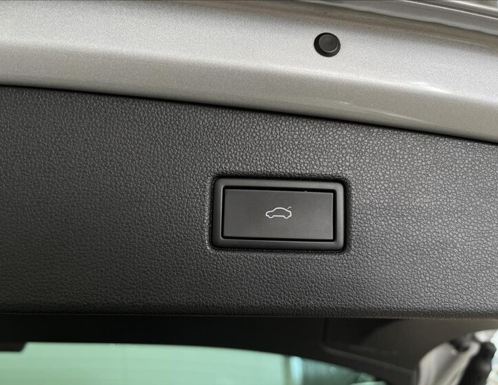 Volkswagen Tiguan SUV / Terénní 1,5 l 110 kw