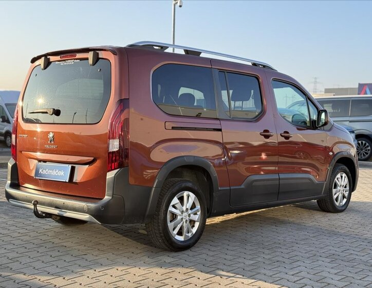 Peugeot Rifter MPV 1,5 l 96 kw