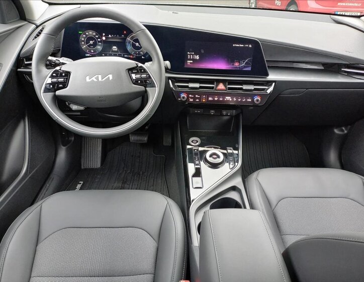 KIA Niro 9