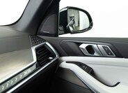 BMW X5 SUV 3,0 l 360 kw