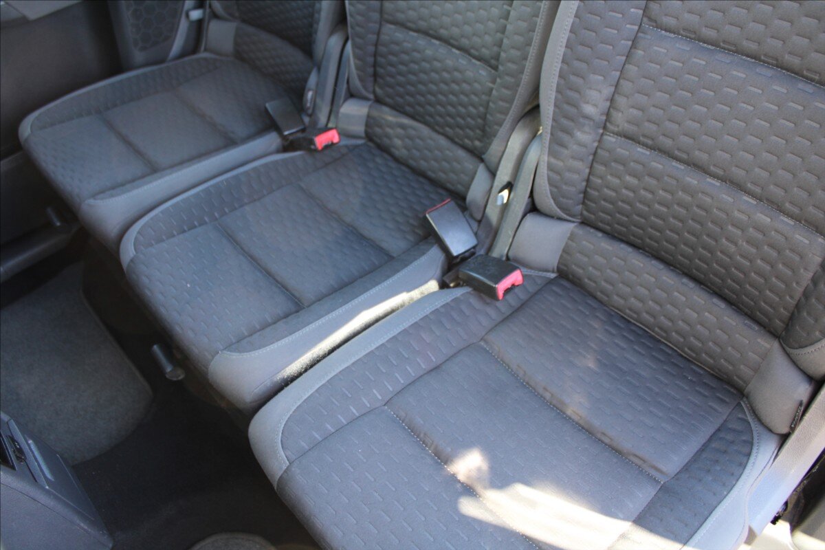 Volkswagen Touran MPV 1,9 l 77 kw