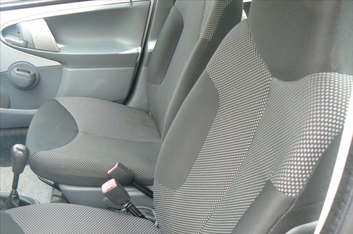 Toyota Aygo Hatchback 998,0 50 kw