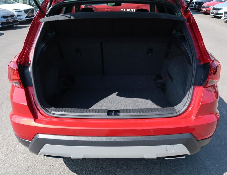 Seat Arona SUV / Terénní 1,6 l 85 kw